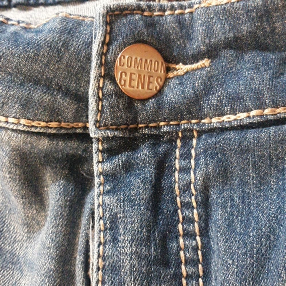 Capris, by Common Gene size 12 - Picture 4 of 11